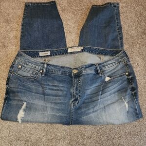 Preowned Torrid‎ 24R girlfriend jeans